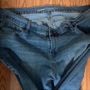 OldNavy Curvy Profile Mid-Rise Jeans